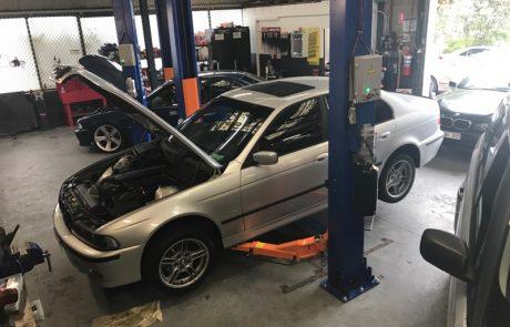 BMW 5 Series (E39) repair